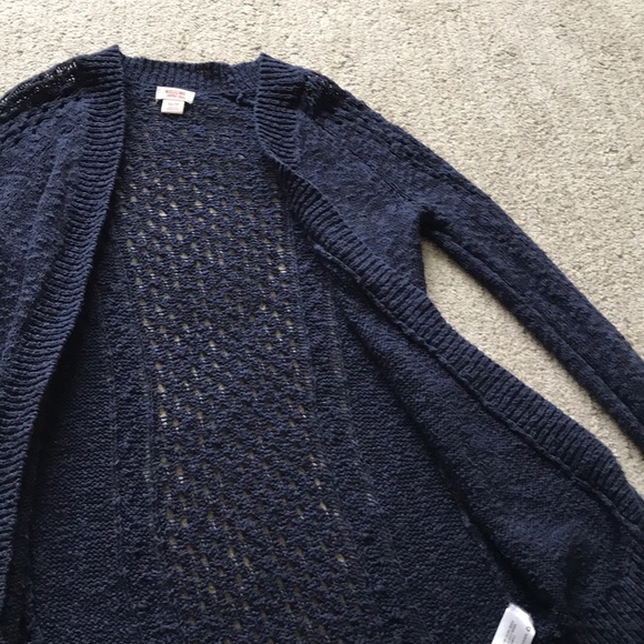Mossimo sweater - Picture 2 of 3